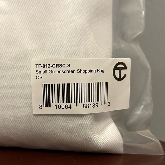 BNWT TELFAR Small Greenscreen (Green) Shopping Bag. - Picture 5 of 5